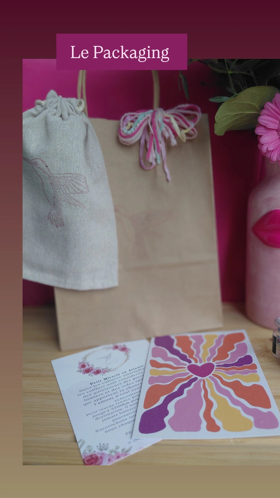 Collier Pop Love Bleu et sa pochette